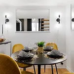Tempus Te Premium Duo Lofts - Private Cinema, Gym And Terrace تارتو